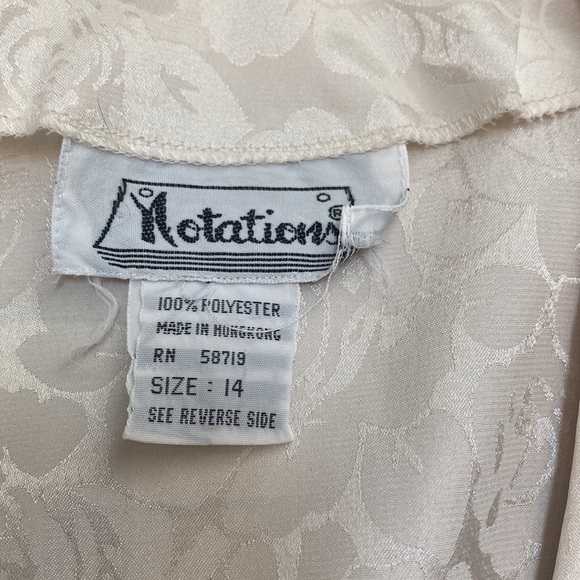 Vintage Notations Womens Cream Embossed Blouse - Picture 5 of 9